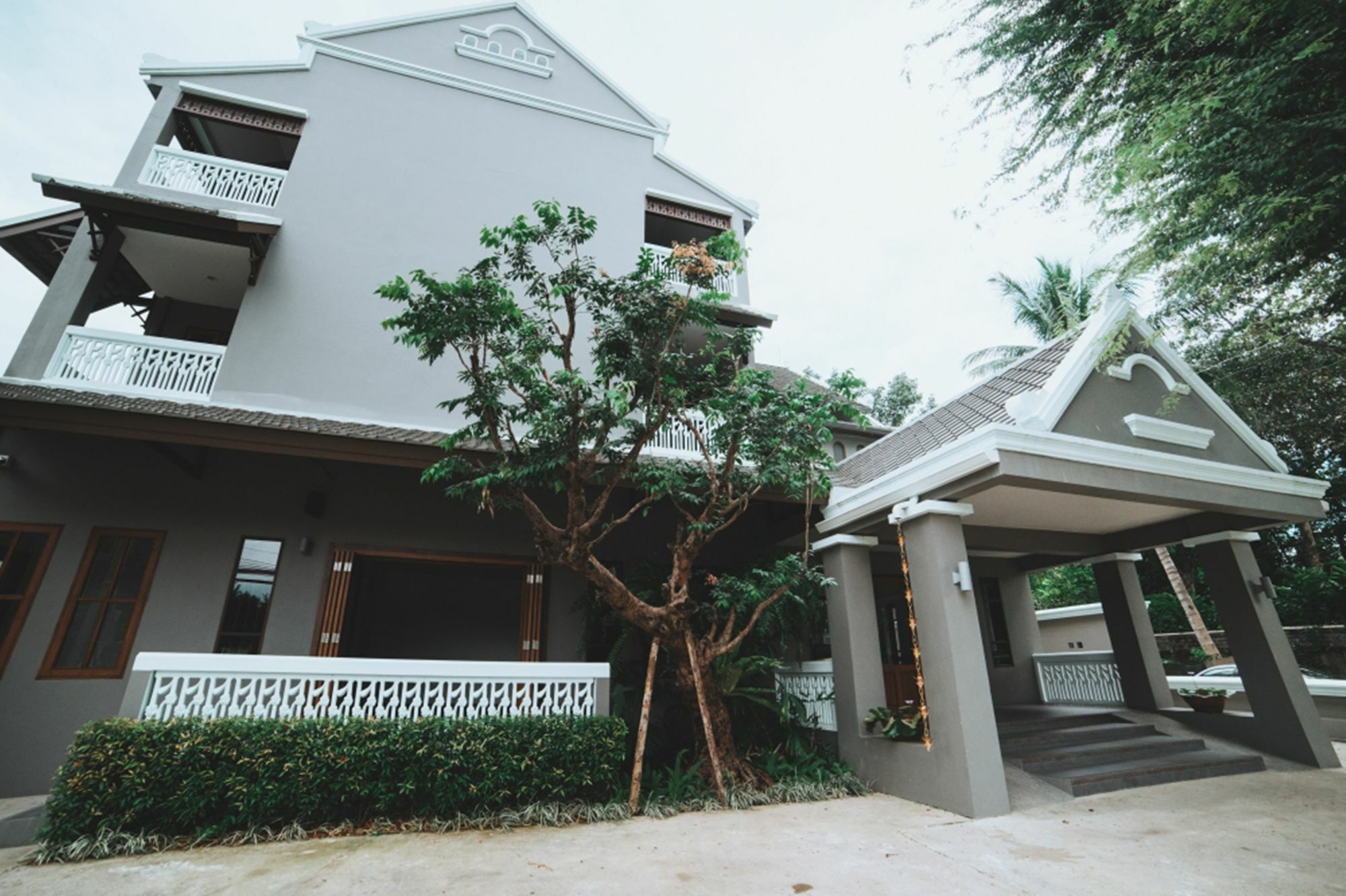 Nasaraan Boutique Hotel Chiang Mai Exterior photo